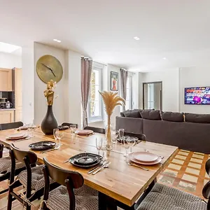 180 Eden, Luxury Apt At Sacre Coeur Parijs