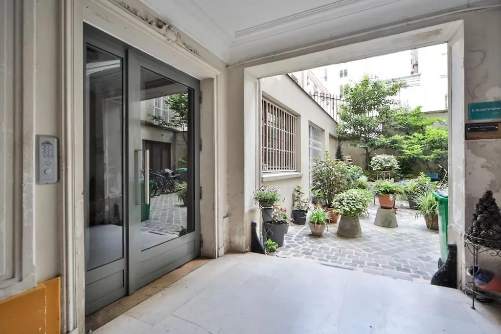 Appartement De Charme Proche Du Canal Saint-Martin Париж